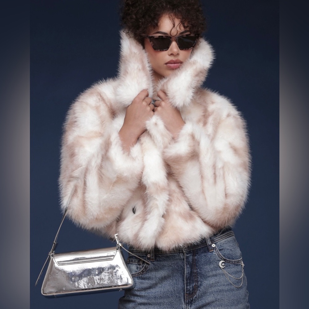 Avec les Filles faux fur crop jacket